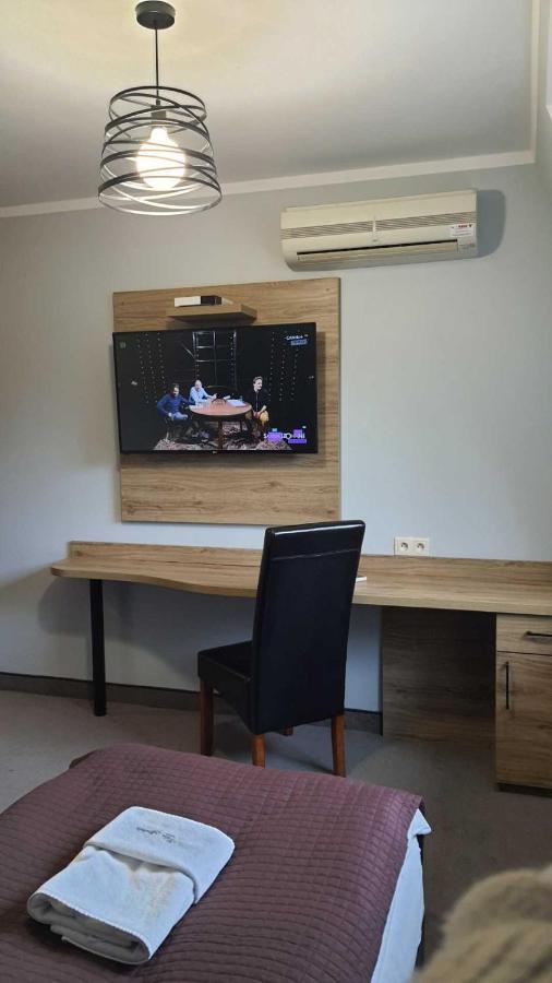 Villa Jasmin Zielona Gora  Luaran gambar
