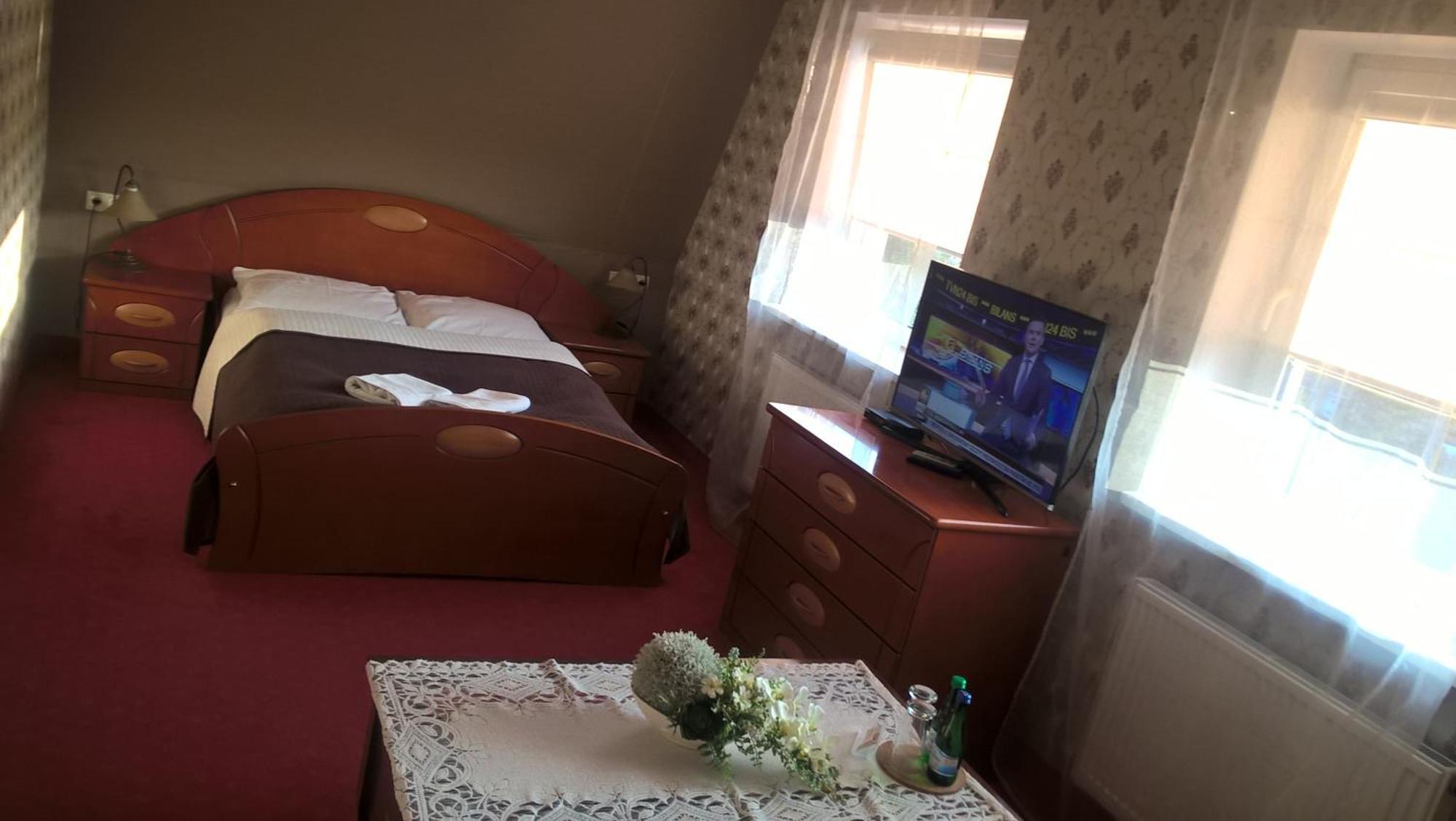 Villa Jasmin Zielona Gora  Luaran gambar
